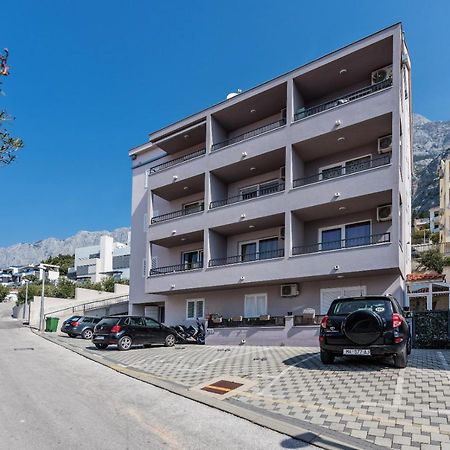 Neno Apartment Makarska Exterior photo