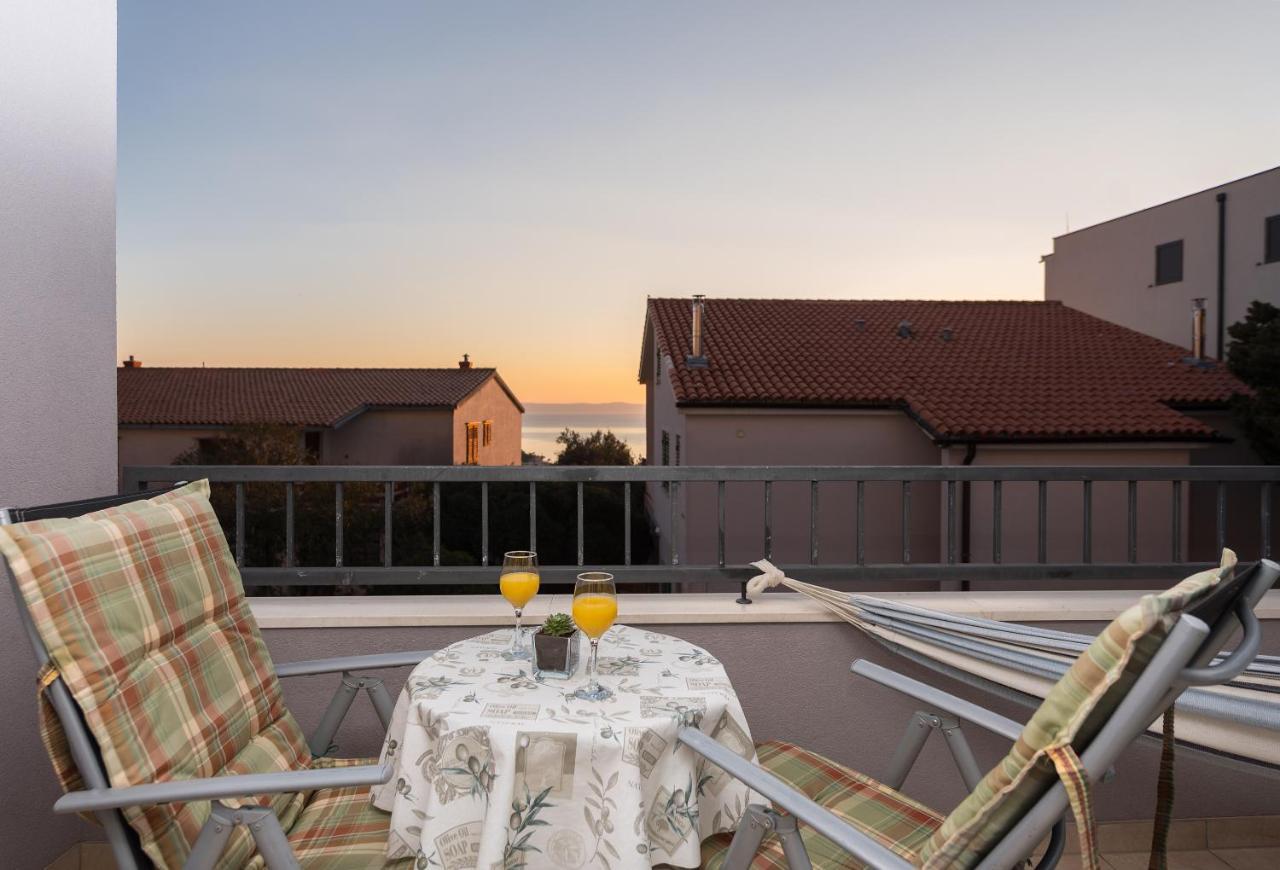 Neno Apartment Makarska Exterior photo