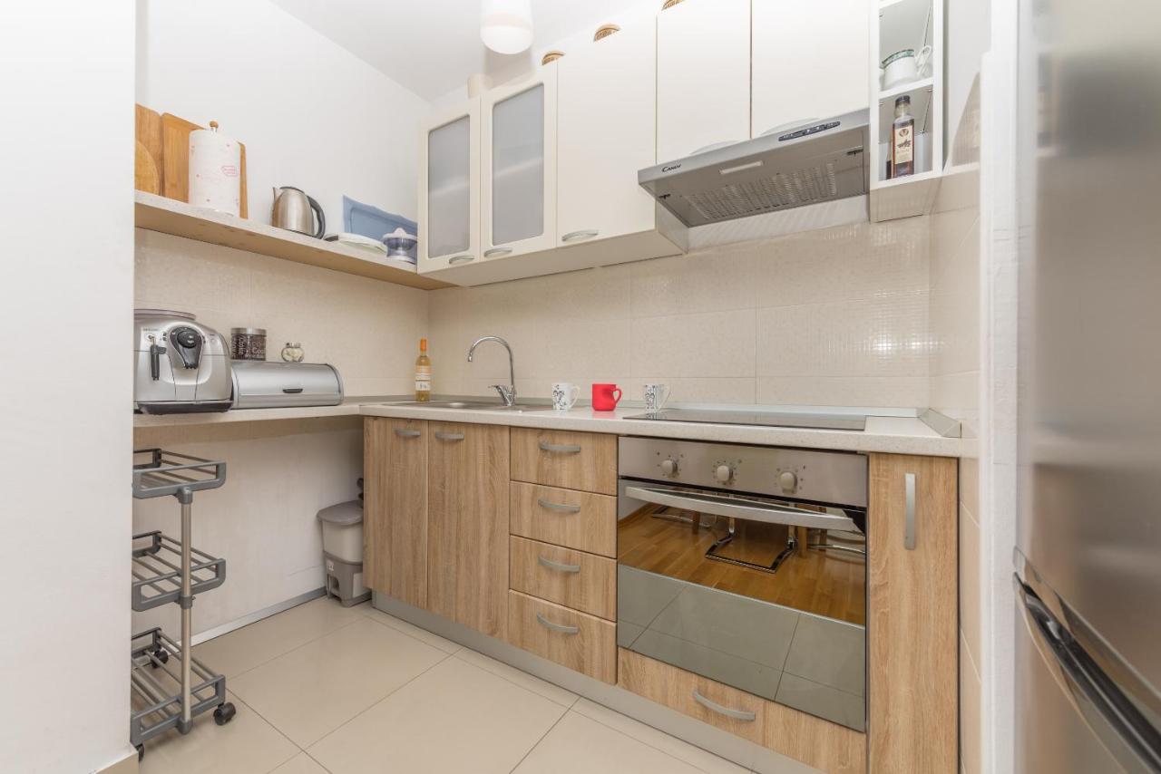 Neno Apartment Makarska Exterior photo