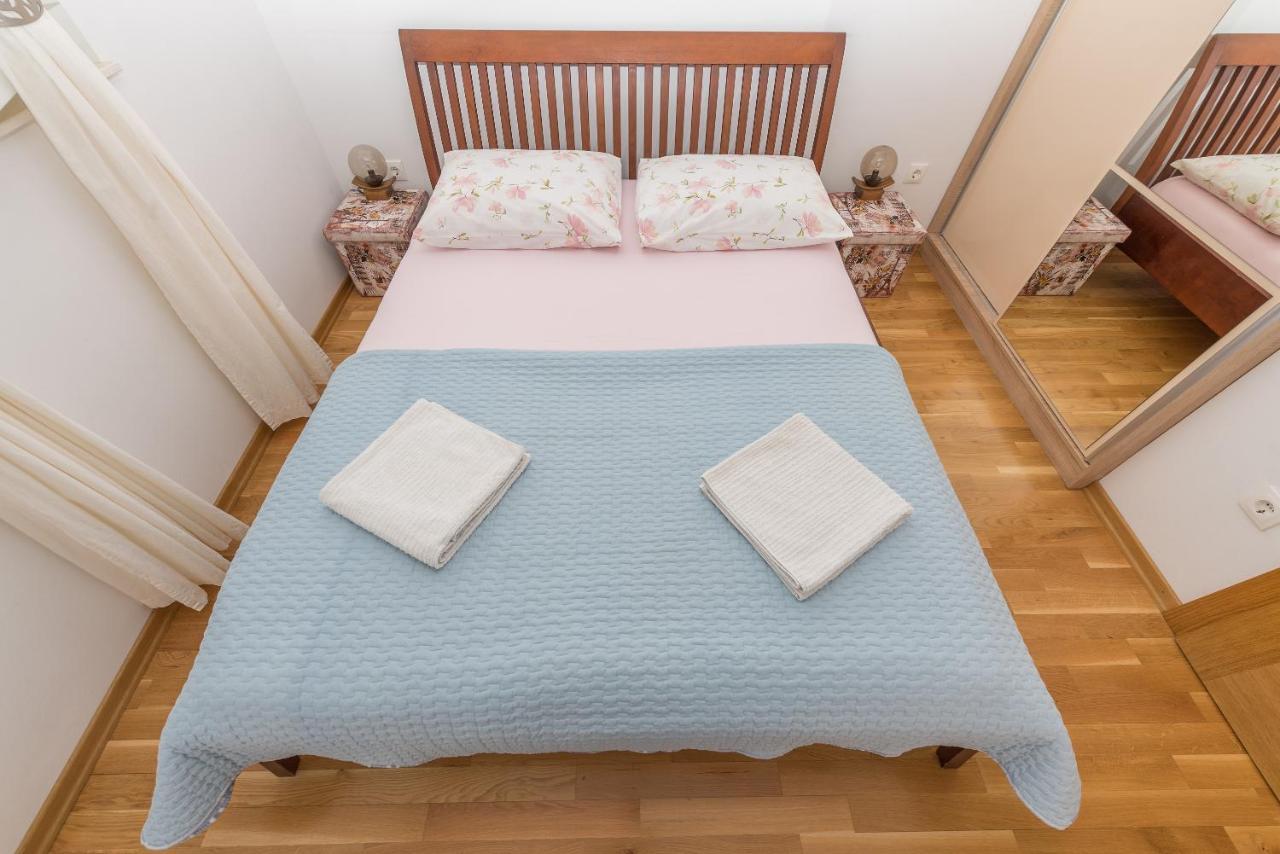 Neno Apartment Makarska Exterior photo